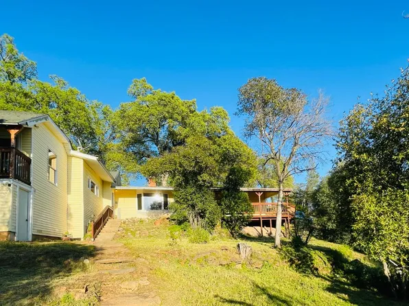 210 S Summit St, Ione, CA 95640