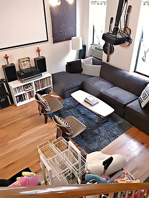 Rented by Remax Real Estate Professionals | media 49