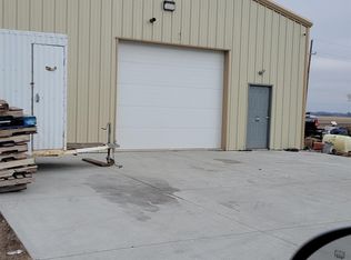 2270 Nineteen County Rd, Fremont, NE 68025