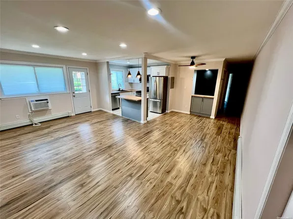 57 Adams Road #1E, Central Islip, NY 11722