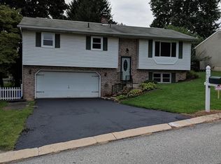 665 Sparton Rd, York, PA 17403