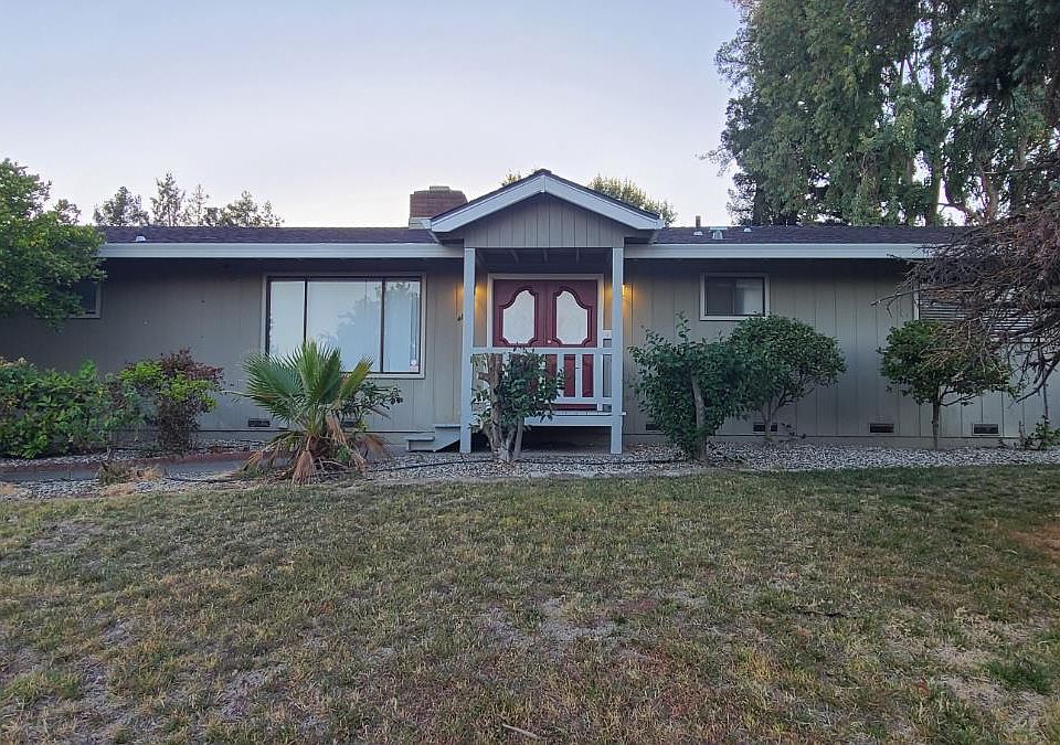 1st image of 4891 Hackberry Ln