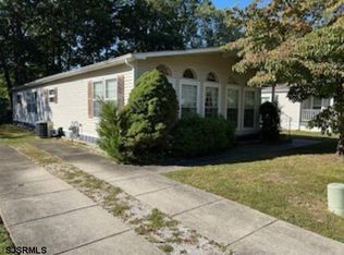 10 Locust Ct, Mays Landing, NJ 08330