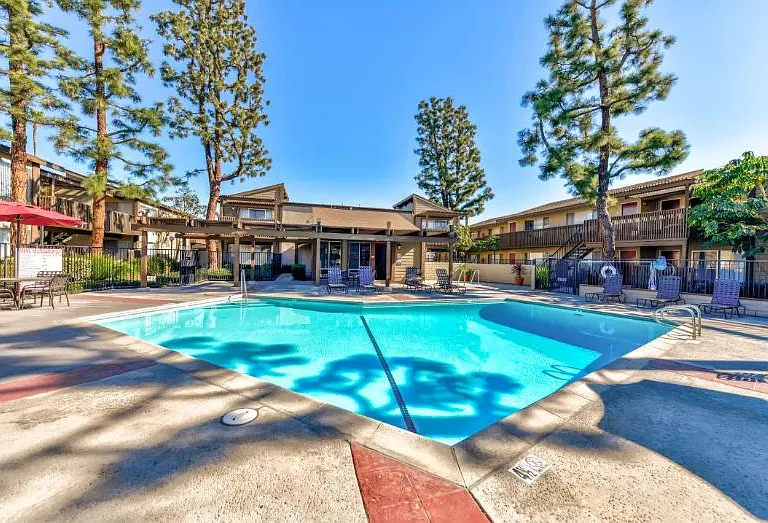 Westmont Apartment Homes — Photo 7