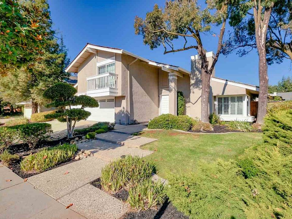 1st image of 45120 Parkmeadow Dr