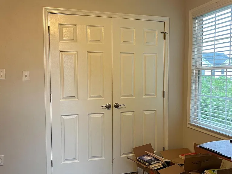39 Van Leer Ave — Photo 11