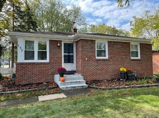 137 Harvard Ave, Depew, NY 14043