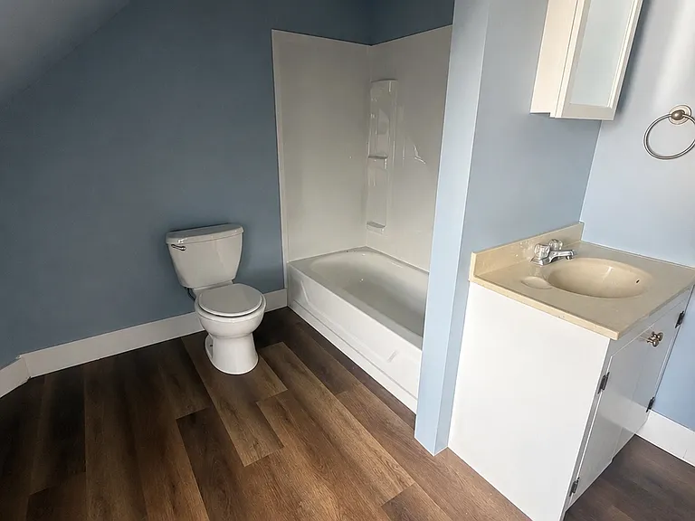 430 Cohannet St #3 — Photo 8