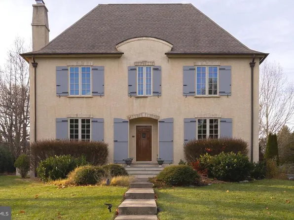 8204 Crittenden St, Philadelphia, PA 19118