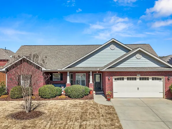 525 E Heatherstone Ln, Roebuck, SC 29376