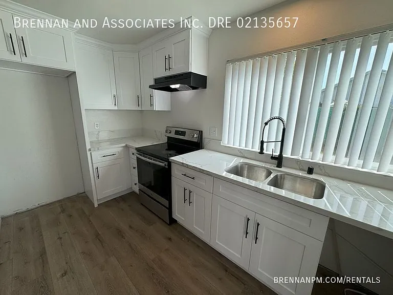 8505 Innsdale Ln — Photo 11