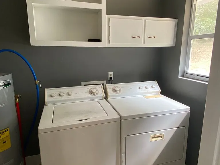 30 Vanderbilt Ln — Photo 16