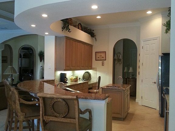 5th image of 22260 Kenwood Isle Dr