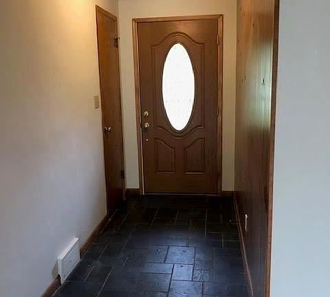 2nd image of 101 Munro Dr