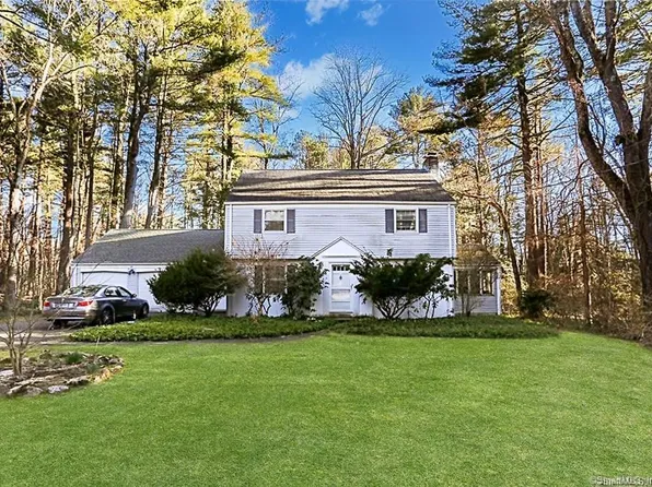 77 Wellington Heights Road, Avon, CT 06001