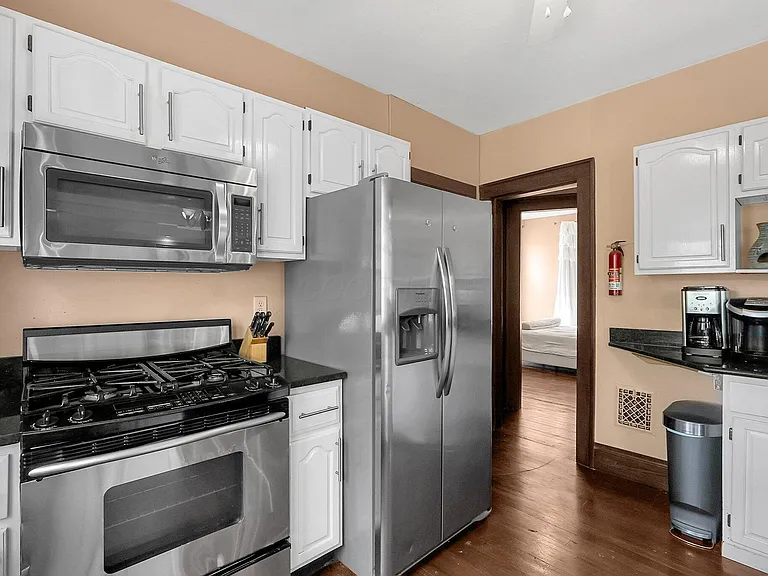 366 Berkeley Rd — Photo 13