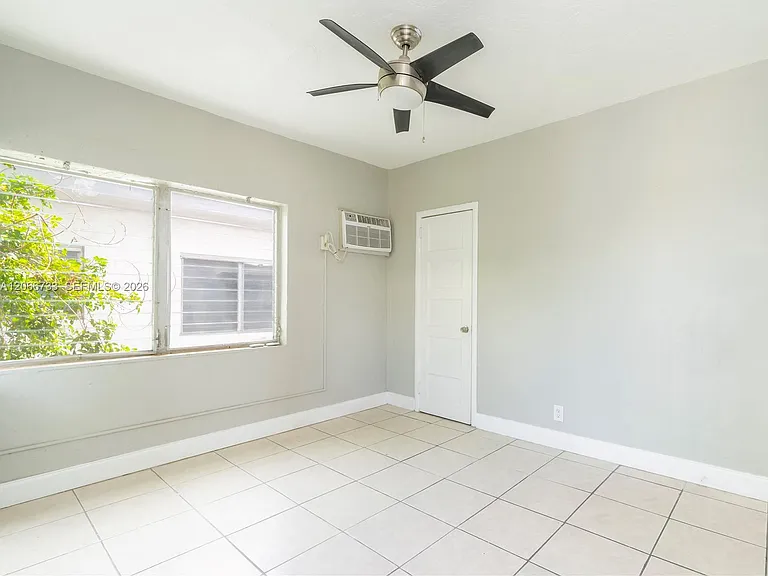 7635 Dickens Ave #8 — Photo 6