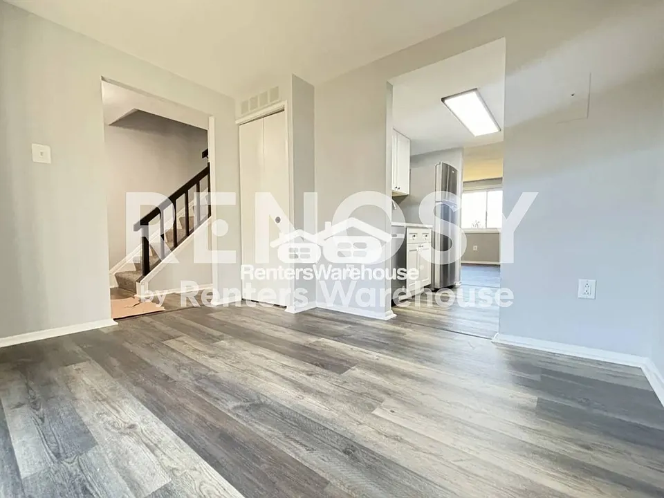 6585 Sweet Fern