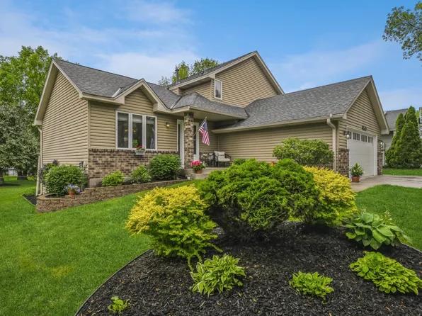 14512 Dakota St NW, Andover, MN 55304