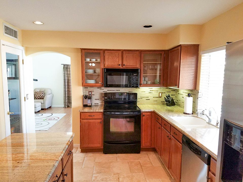2nd image of 4620 E Gold Poppy Way
