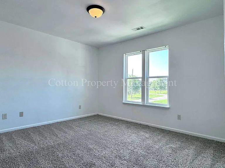 315 S Dudley St #16 — Photo 13