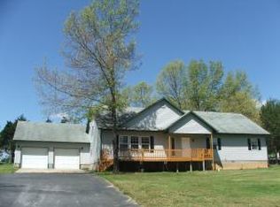 6748 Shoshone Dr, Harrison, AR 72601