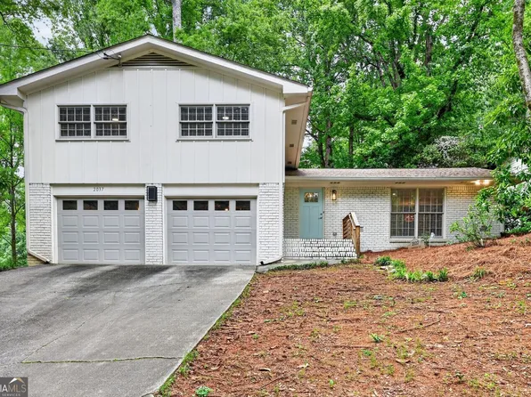 2037 Longview Way, Atlanta, GA 30341