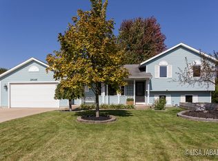 2645 Mitchell Ct SW, Jenison, MI 49428