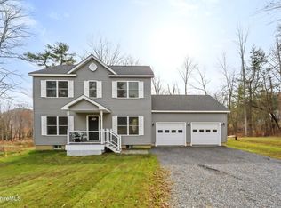 6 Omega Rd, Great Barrington, MA 01230