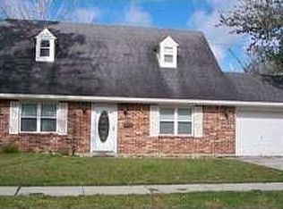 10147 Stephen Dr, River Ridge, LA 70123