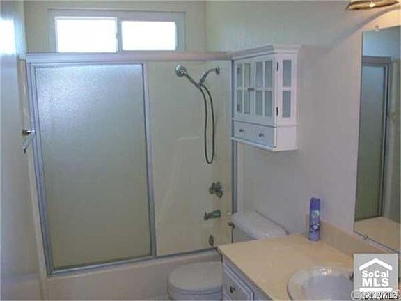 2nd Bathroom