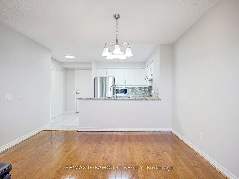 25 Kingsbridge Garden Cir #616 — Photo 29