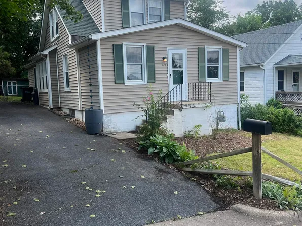 124 Bellview St, Staunton, VA 24401