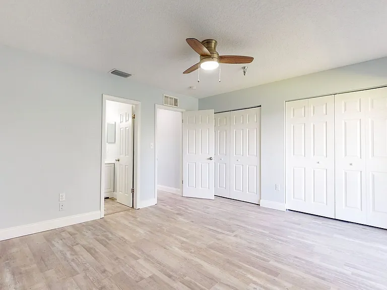 Janie B Apartments — Photo 38
