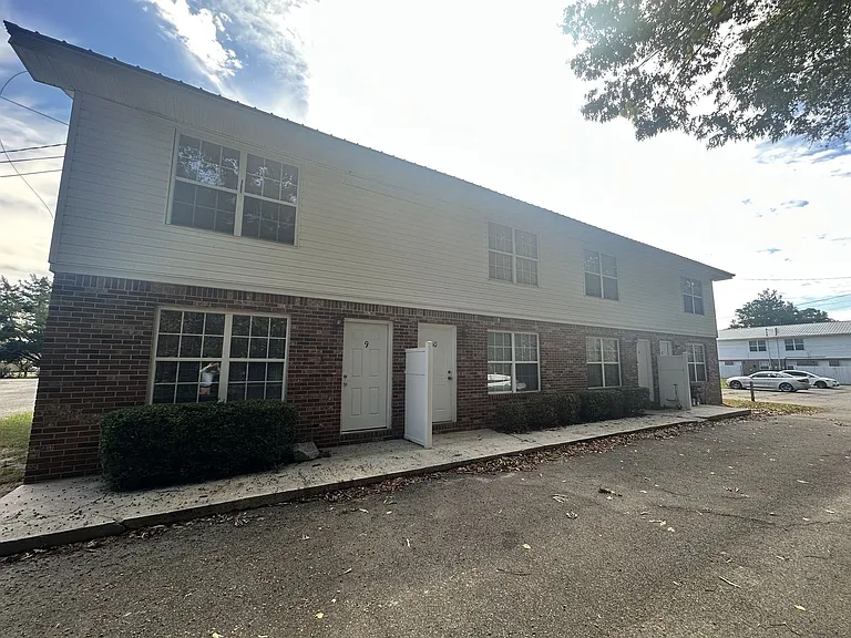 1305 Breckenridge Dr #9 — Photo 3