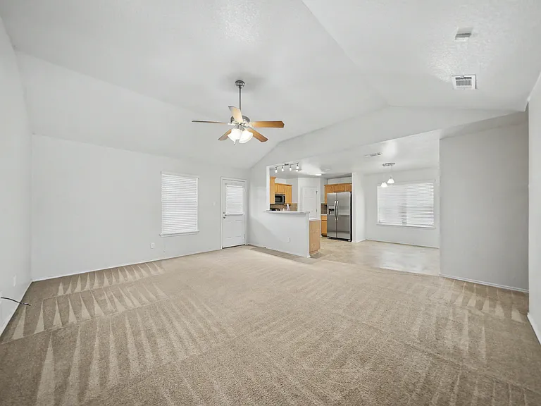 1123 Marlee Cir — Photo 7