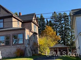 515 Emma Ave, Hancock, MI 49930
