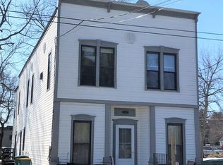 5021 Barnard Mill Rd, Ringwood, IL 60072