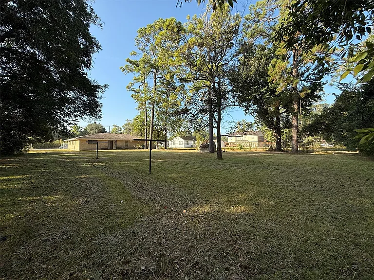 7325 Ley Rd — Photo 46
