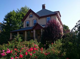 101 Corey St, West Roxbury, MA 02132