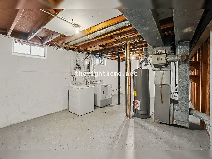 6929 N 64th St — Photo 19