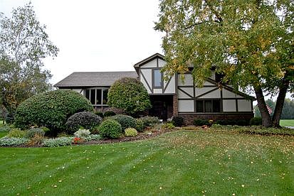 1st image of 6N930 Glenview Dr