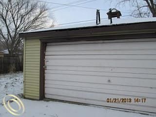 4th image of 23010 Wildwood Ave