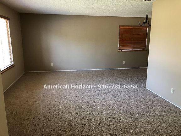 5th image of 7950 Coral Oak Way