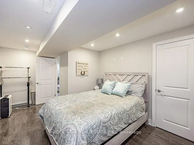 11 Aterno Dr — Photo 4