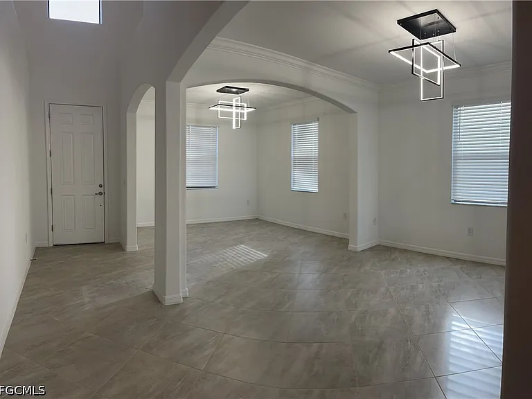 14543 Cantabria Dr — Photo 11