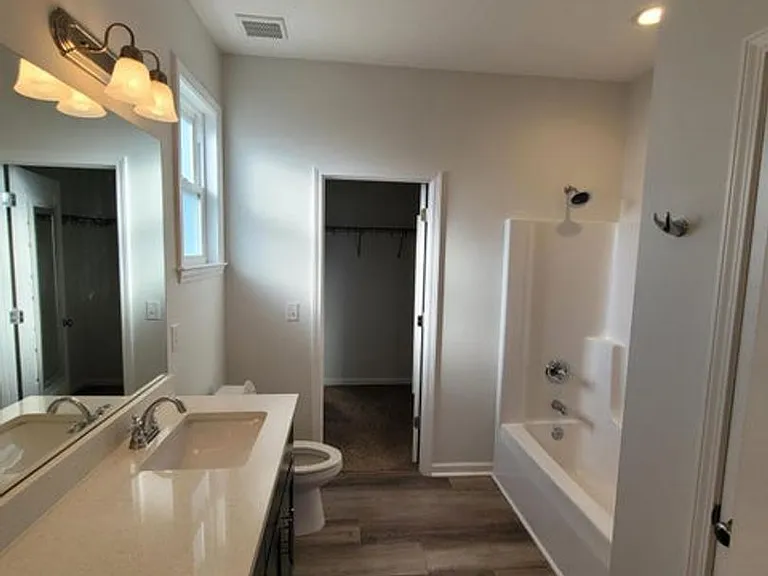 5817 Jasmine Ct — Photo 12