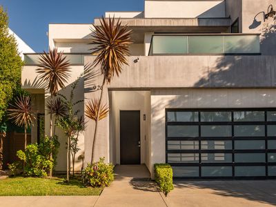 926 N Crescent Heights Blvd, Los Angeles, CA, 90046