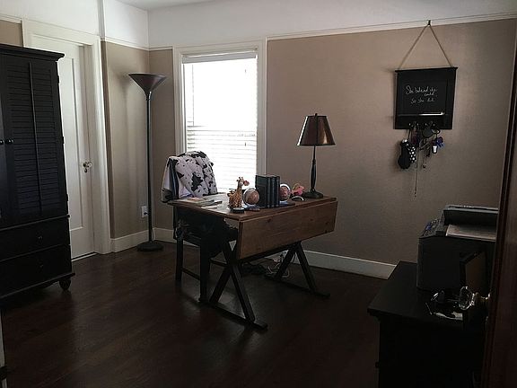 3rd image of 615 N San Pedro St