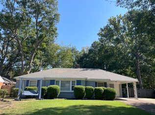 296 N Fernway Dr, Memphis, TN 38117